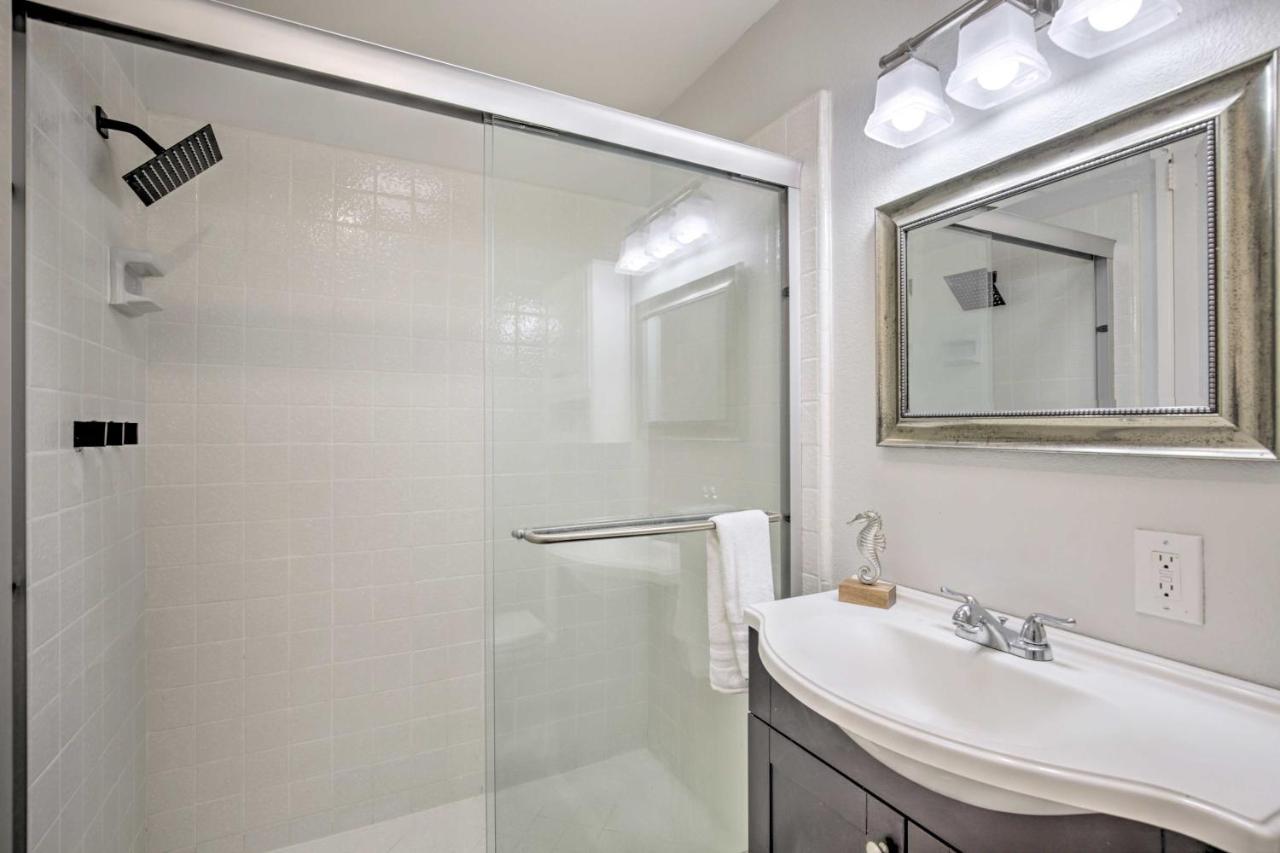 Charming Oceanside Condo With Beach And Pool Access! 외부 사진